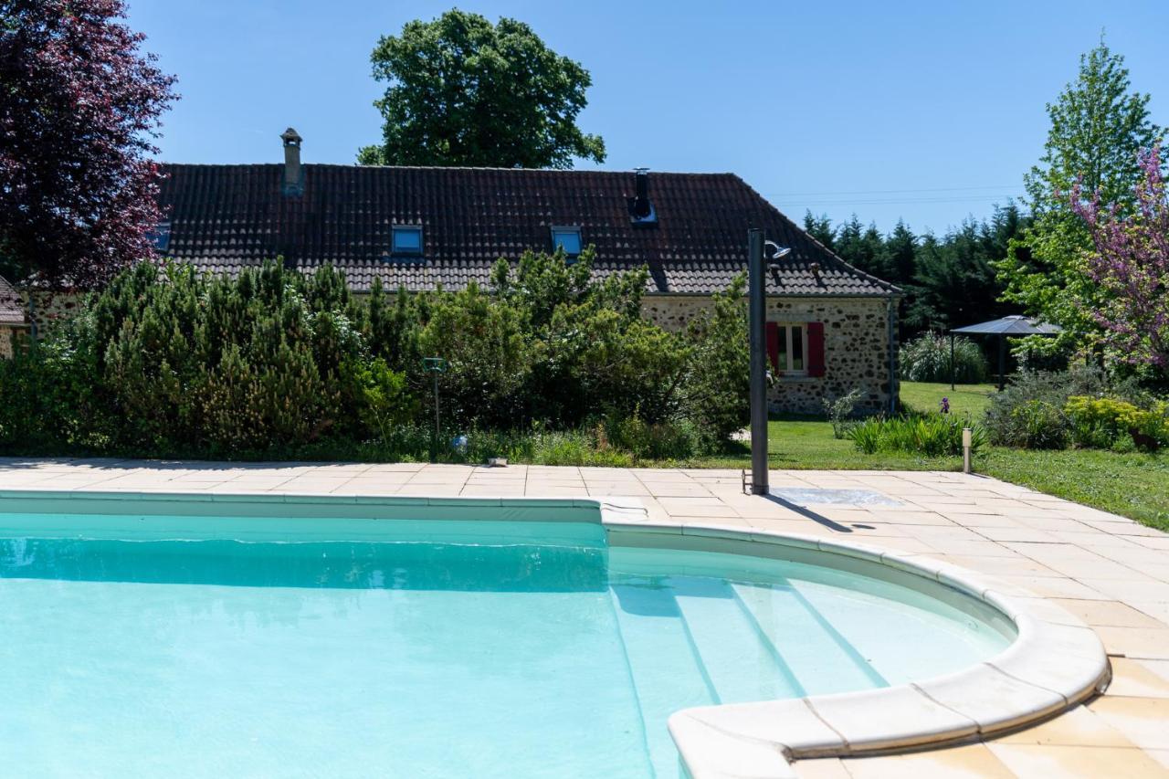 La Fermette Du Perougord A Rouffignac-St-Cernin Perigord Noir Bed & Breakfast Exterior photo